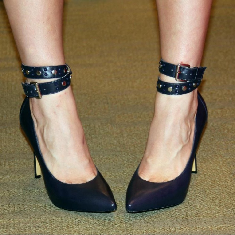 size 9 ankle wrap Cynthia Rowley high heels black